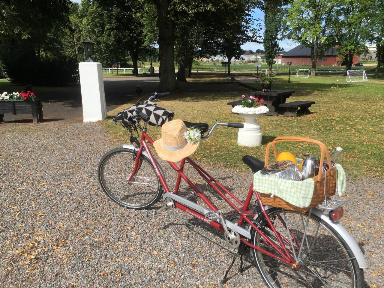 Brunsbo G:a Biskopsgard & Konferens 3*